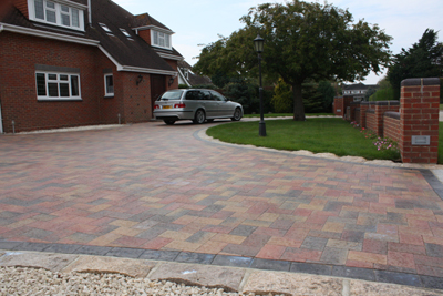 driveway_block_paving_autumn_gold_with_granite_entrance_and_edging